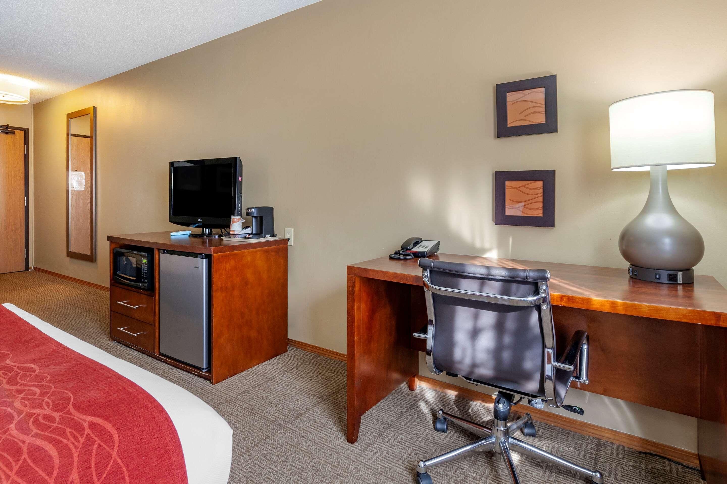 Comfort Inn Rhinelander Exterior photo