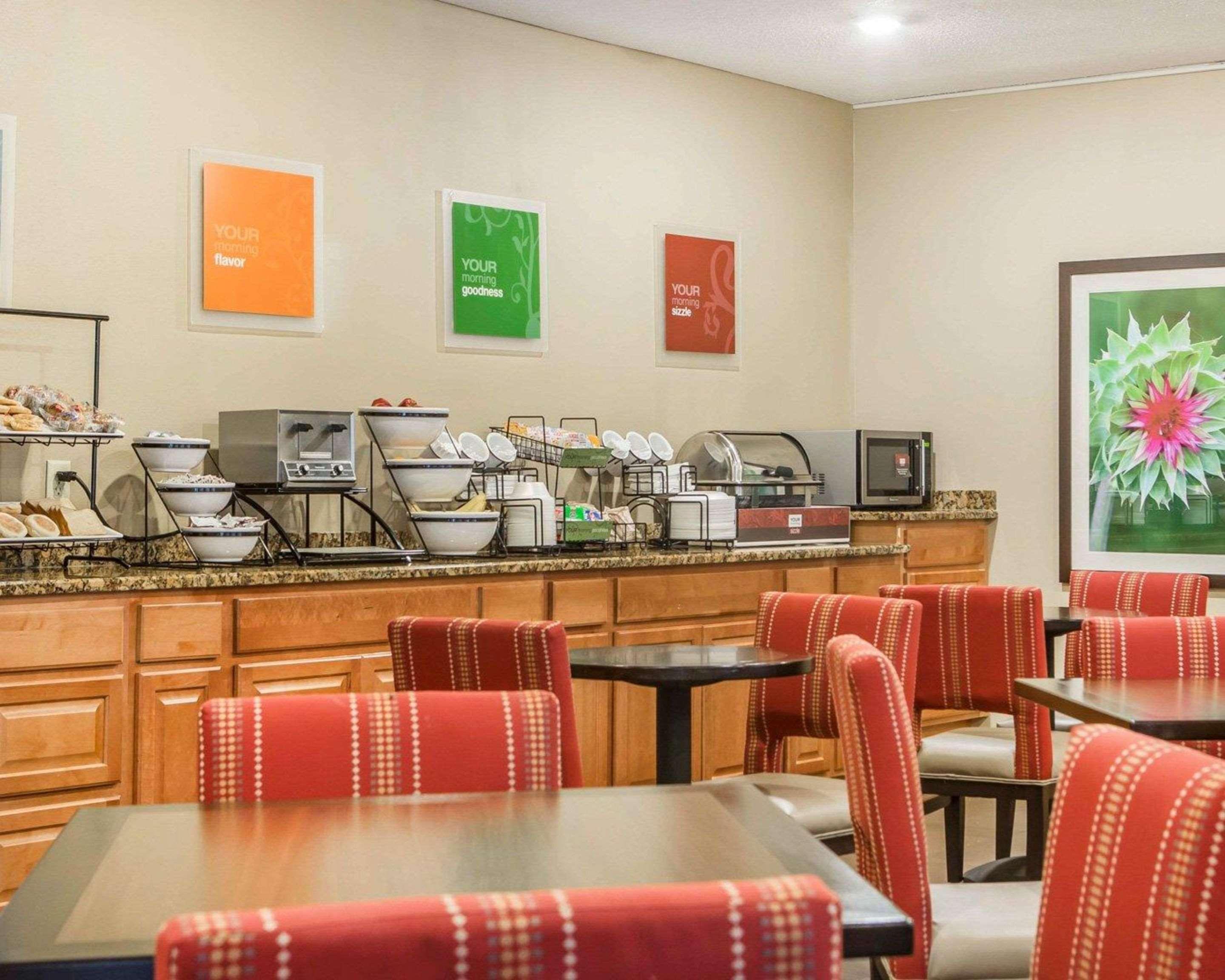 Comfort Inn Rhinelander Exterior photo