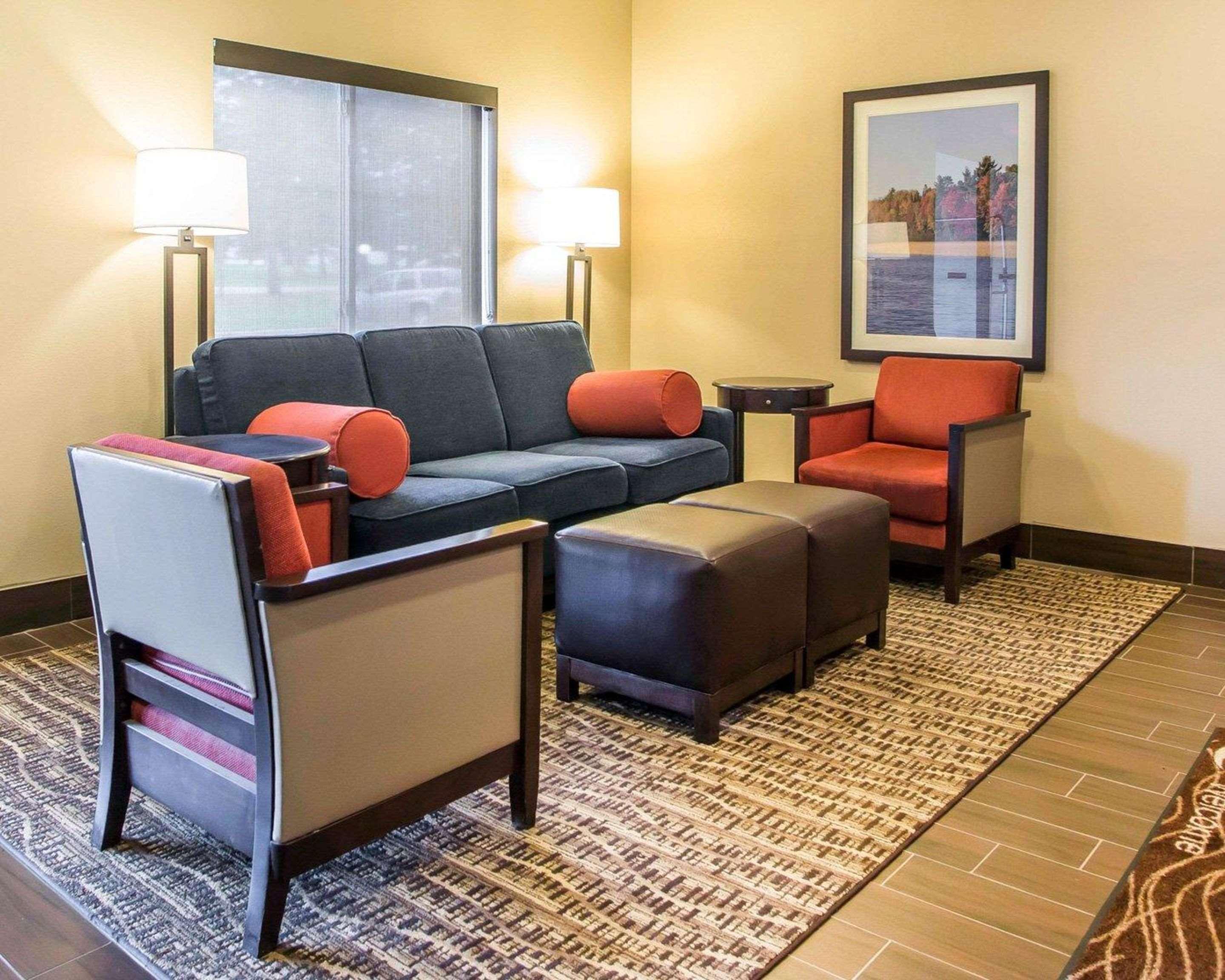 Comfort Inn Rhinelander Exterior photo
