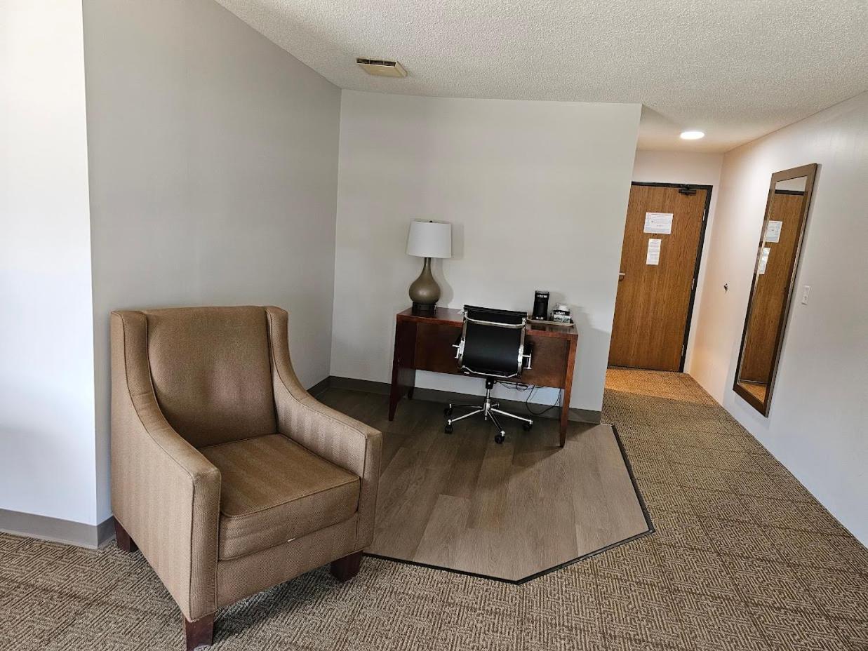 Comfort Inn Rhinelander Exterior photo