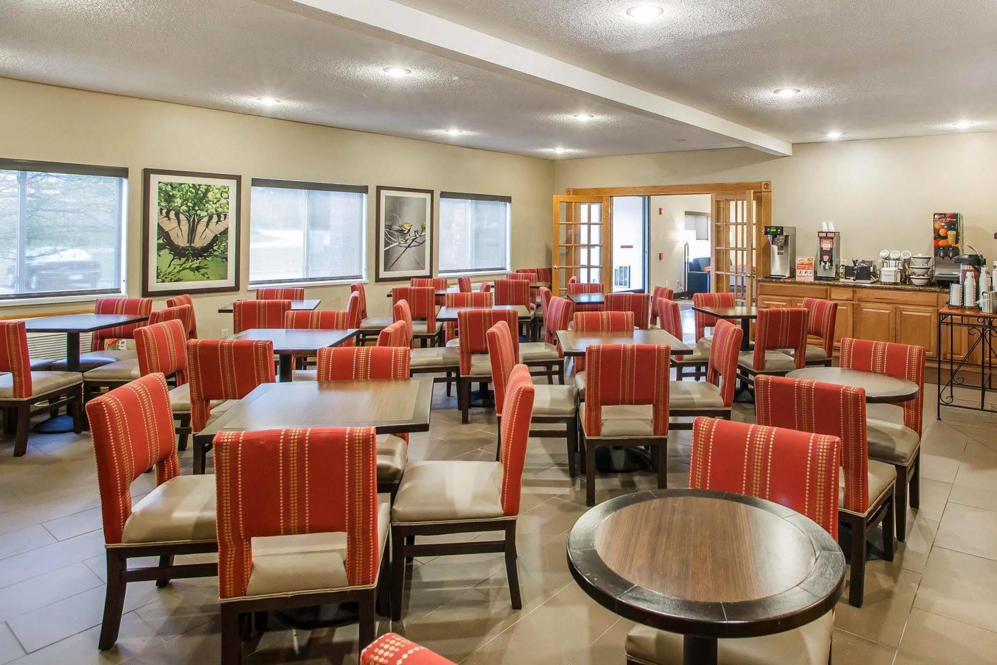 Comfort Inn Rhinelander Exterior photo